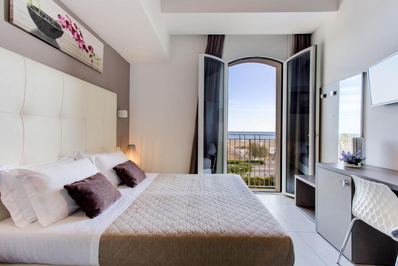 Hotel Villa Augustea ريميني المظهر الخارجي الصورة