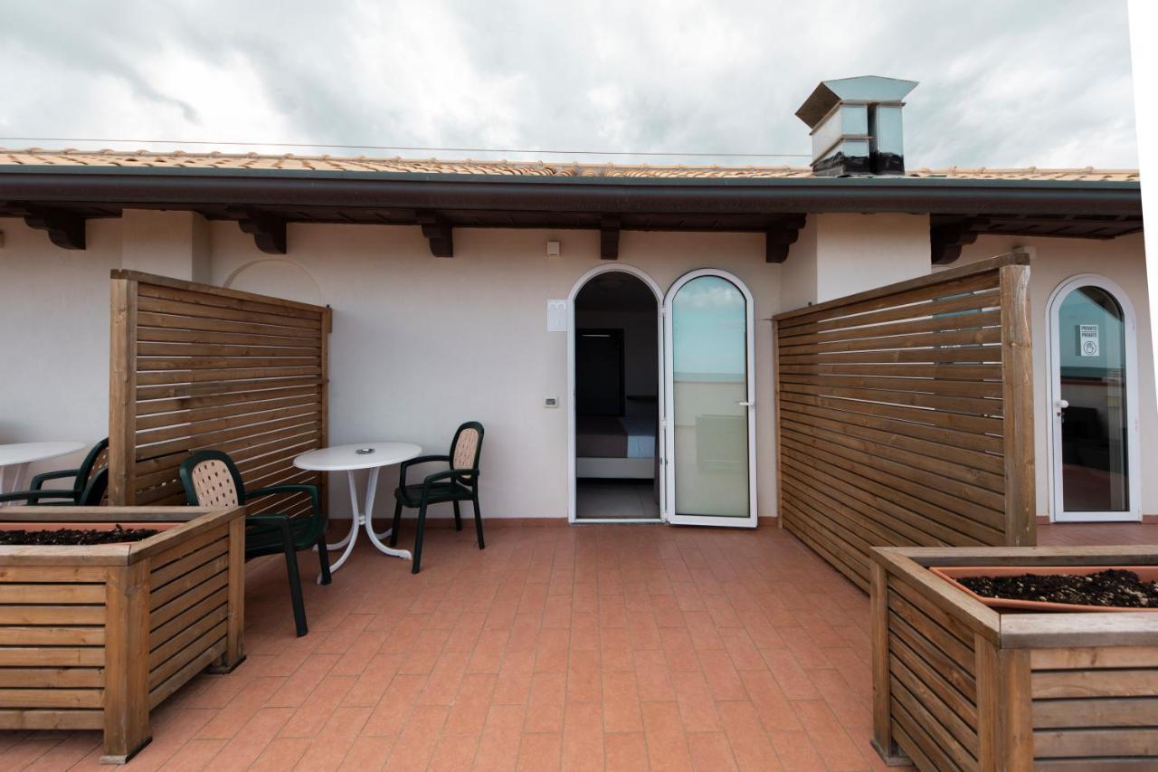 Hotel Villa Augustea ريميني المظهر الخارجي الصورة