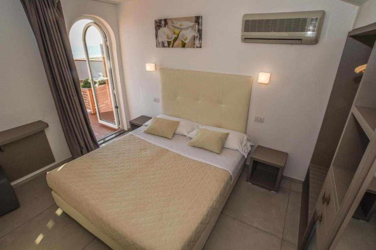 Hotel Villa Augustea ريميني المظهر الخارجي الصورة