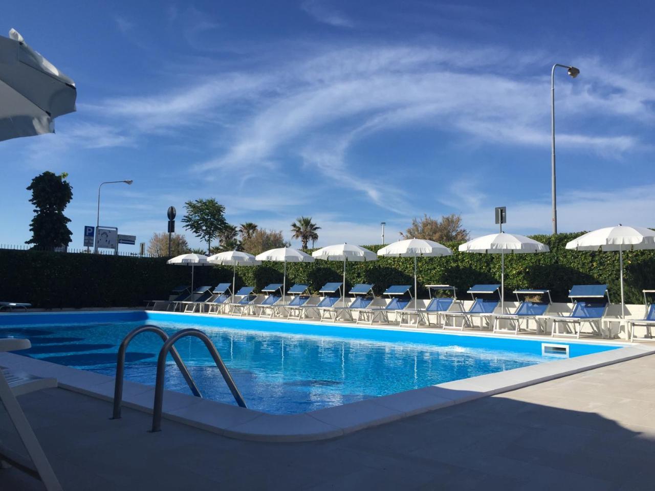 Hotel Villa Augustea ريميني المظهر الخارجي الصورة