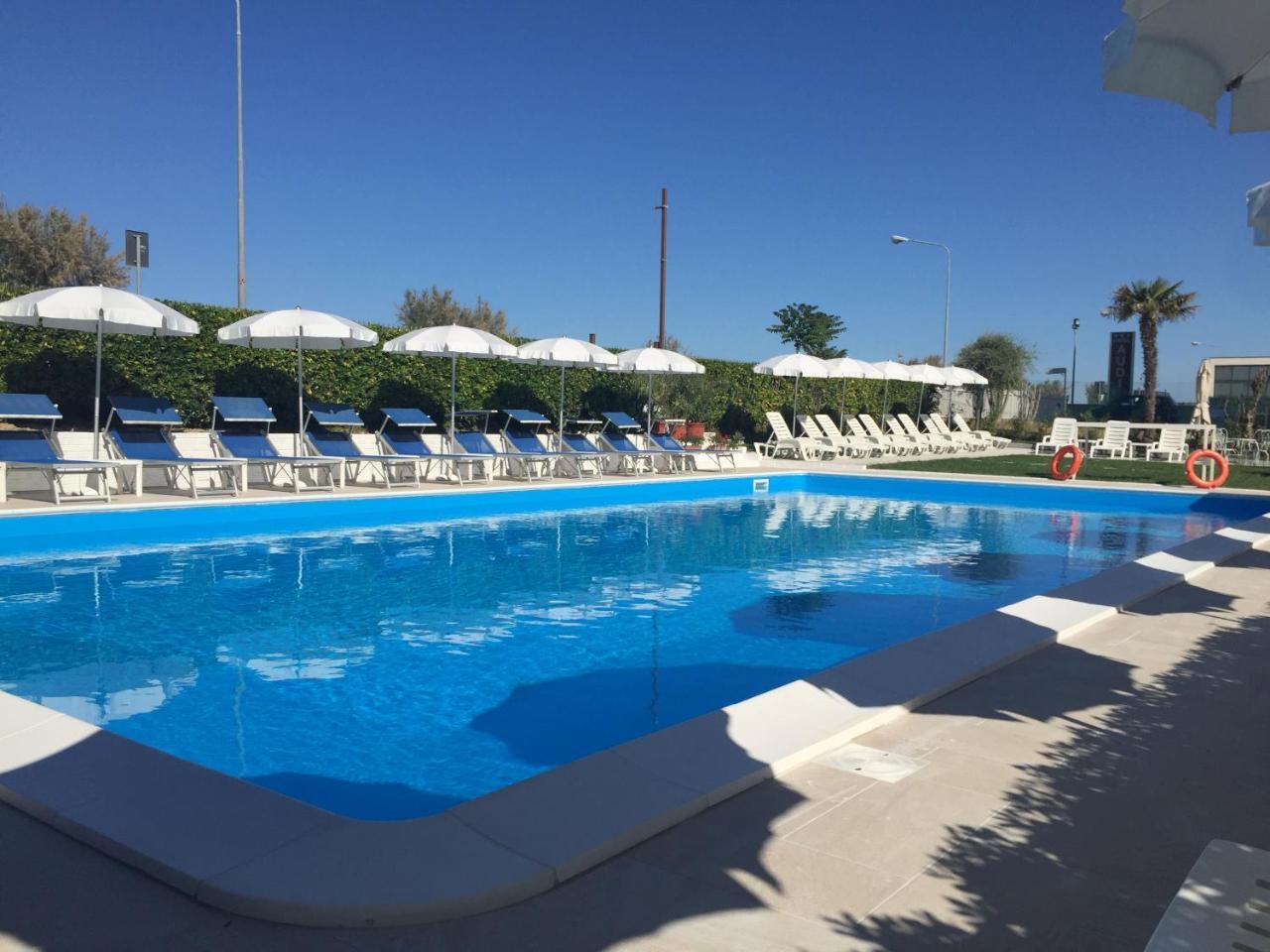 Hotel Villa Augustea ريميني المظهر الخارجي الصورة